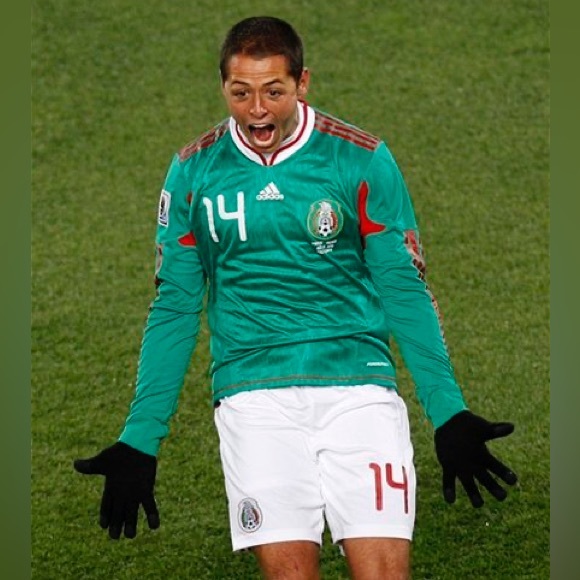 2010 Mexico Home Soccer Jersey (Authentic) - Picture 4 of 5